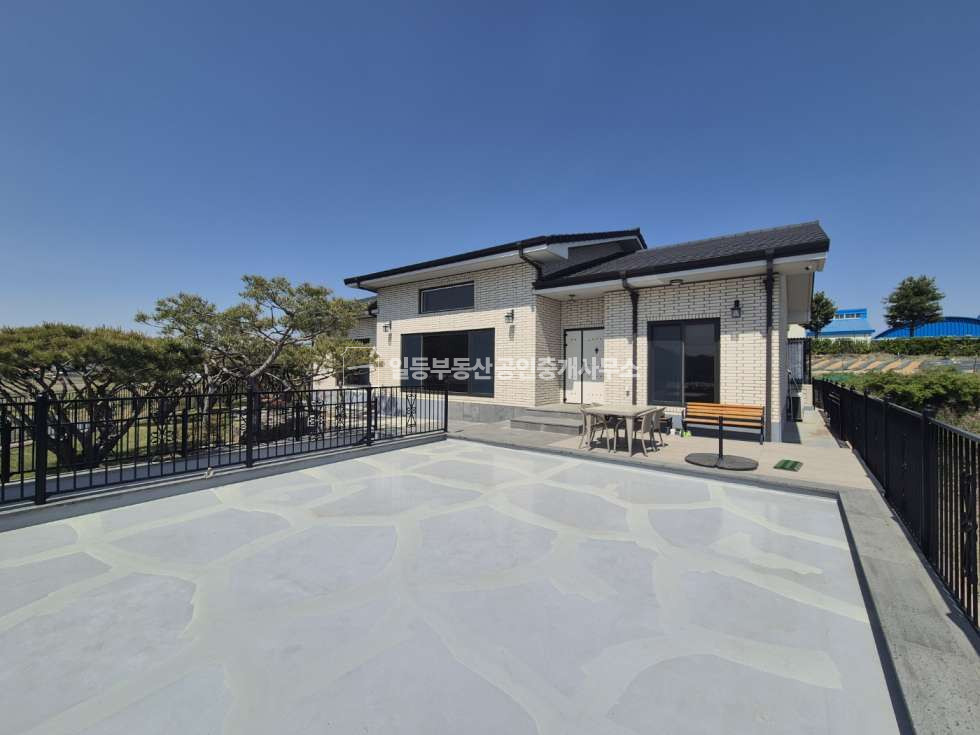 충남 아산시 영인면 창용리 주1,주2동 프라이빗한 고급스러움의 끝! 단층 51평 희귀 매물! 매매 매물번호 10045 사진 4